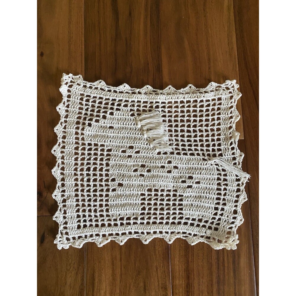 Vintage Handmade Crochet White Horse Doily 100% Cotton